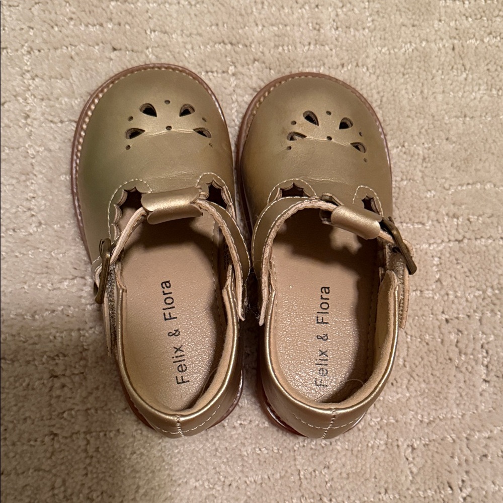 Felix & Flora Kids' Classic Tan Dress Shoes